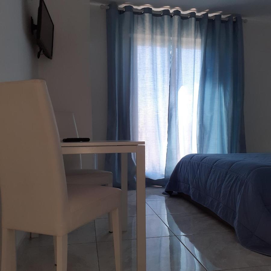 Sweet Suite Margherita B&B มาร์เกริตา ดิ ซาวอยา ภายนอก รูปภาพ