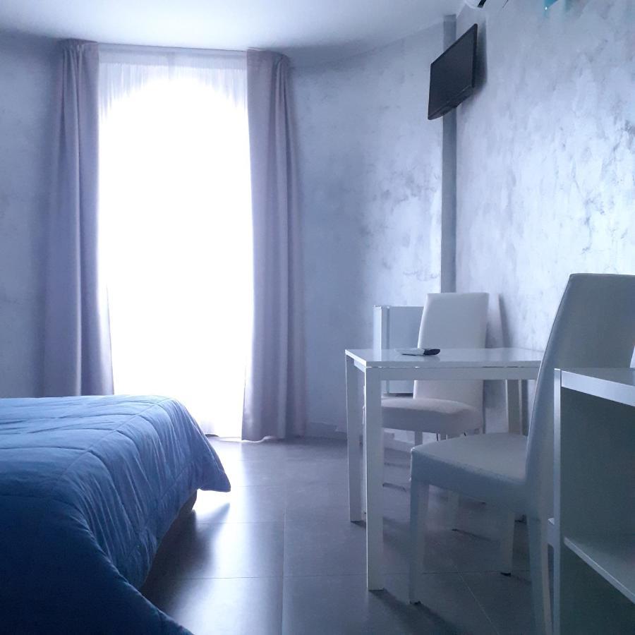 Sweet Suite Margherita B&B มาร์เกริตา ดิ ซาวอยา ภายนอก รูปภาพ