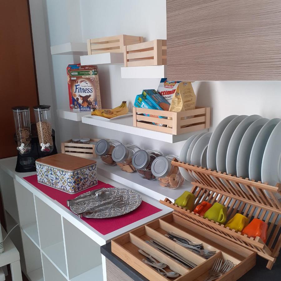 Sweet Suite Margherita B&B มาร์เกริตา ดิ ซาวอยา ภายนอก รูปภาพ